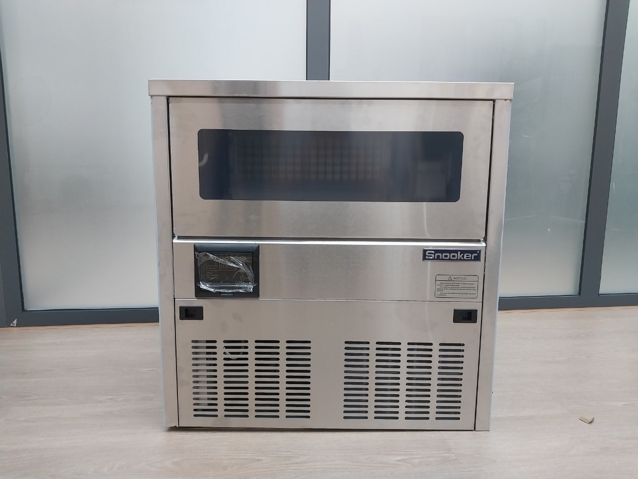 Máy làm đá viên Snooker model SK-81B